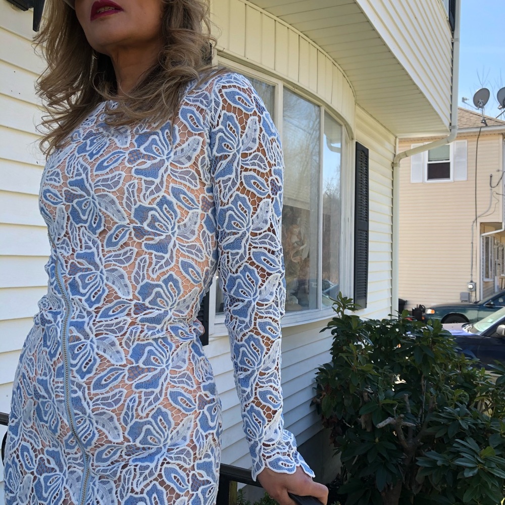 Dress - Picture 2 of 4